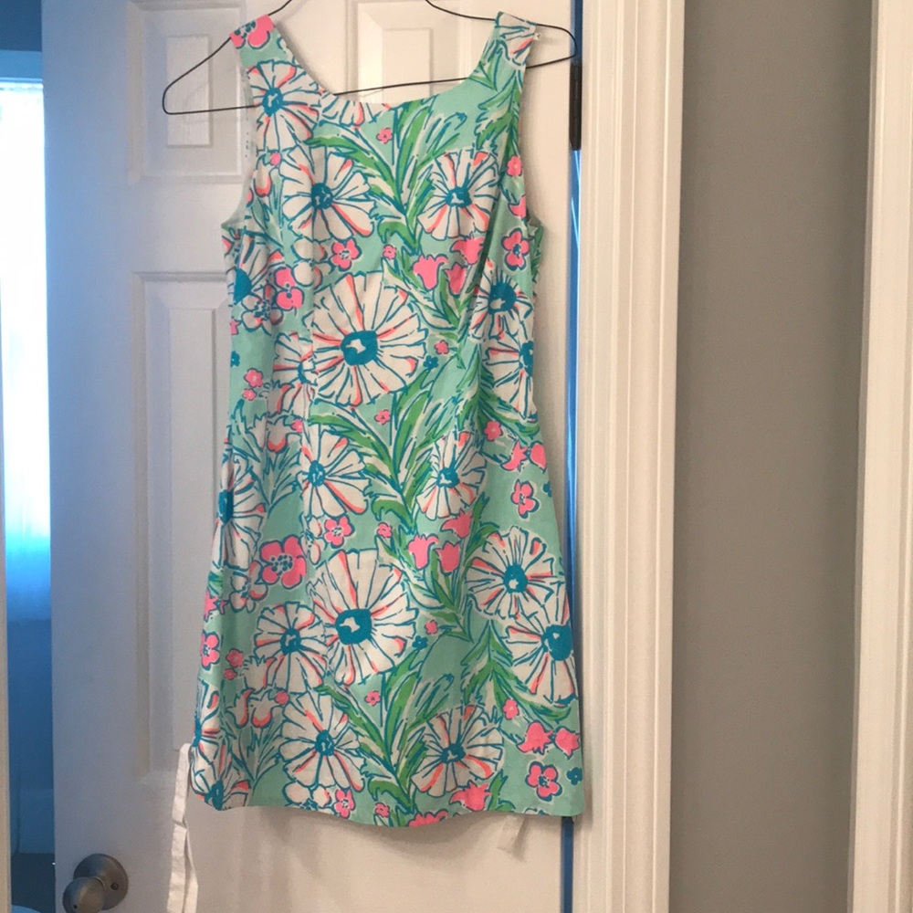 Lilly Pulitzer shift dress with scoop back
